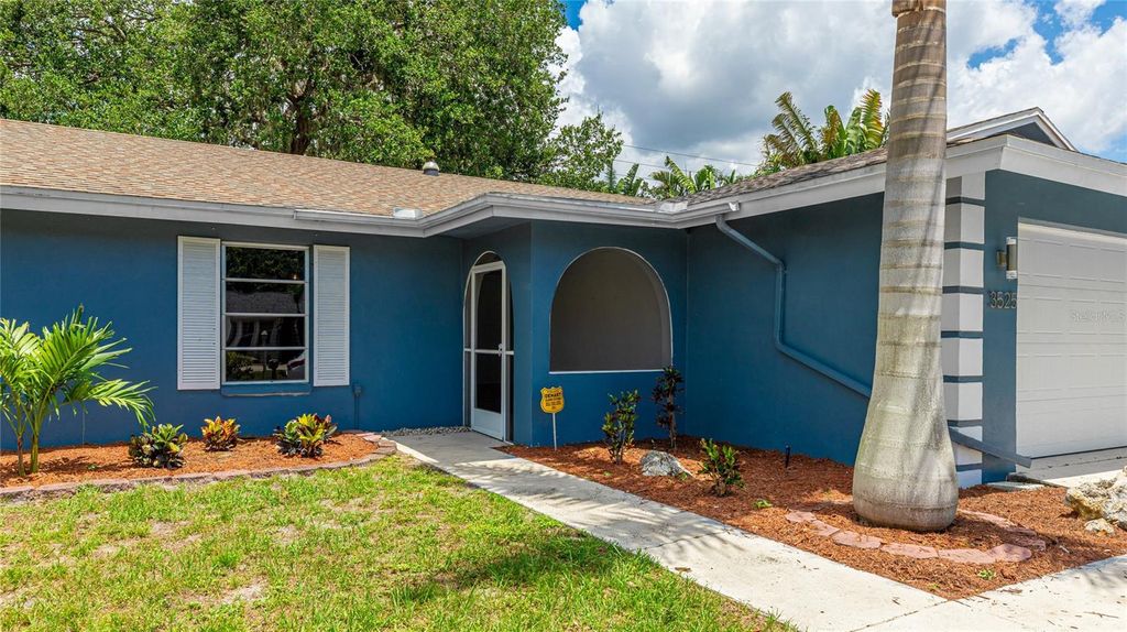 Photo of 3525 Riviera Drive, Sarasota, FL 34232 (MLS # A4656013)