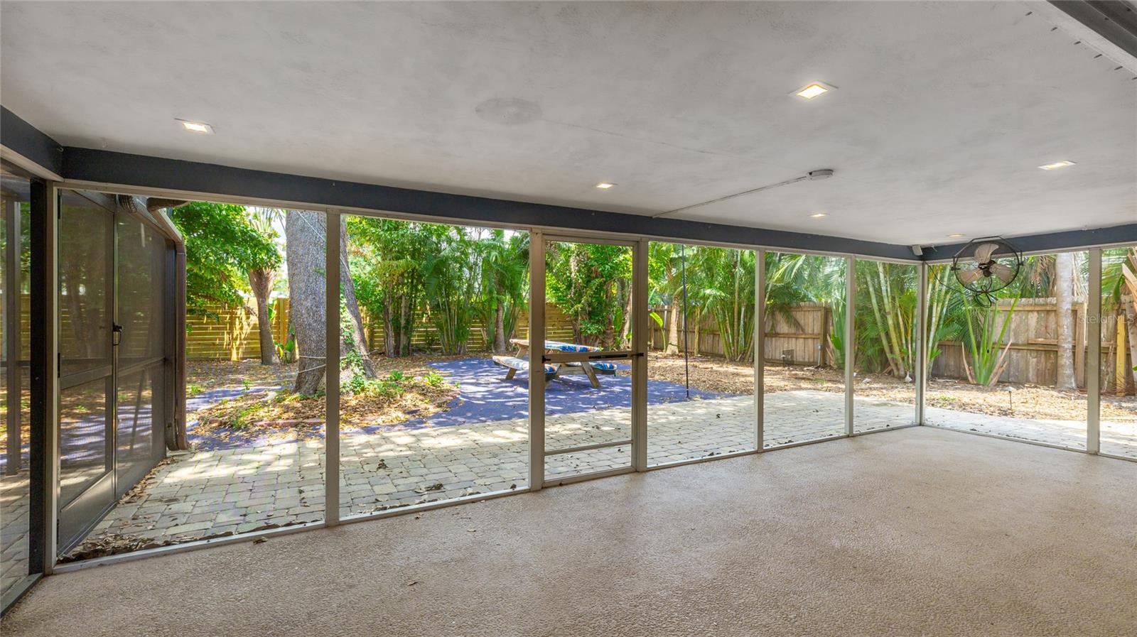FOREST LAKES - Residential