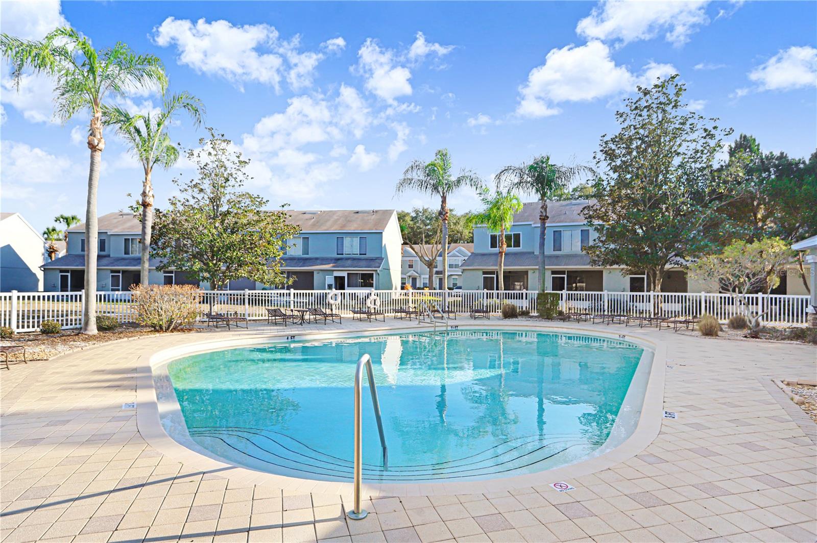 REGENCY KEY TWNHMS - Residential