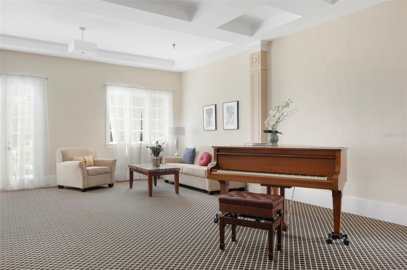 MT VERNON CONDO - Residential