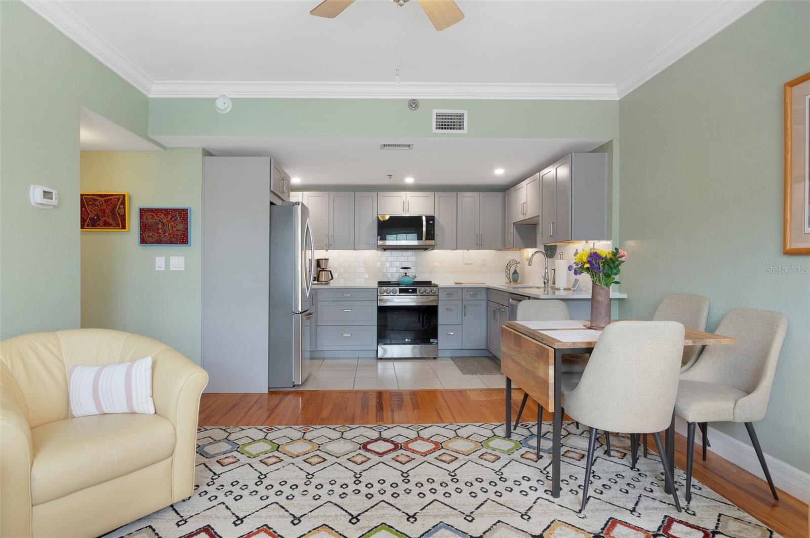 MT VERNON CONDO - Residential