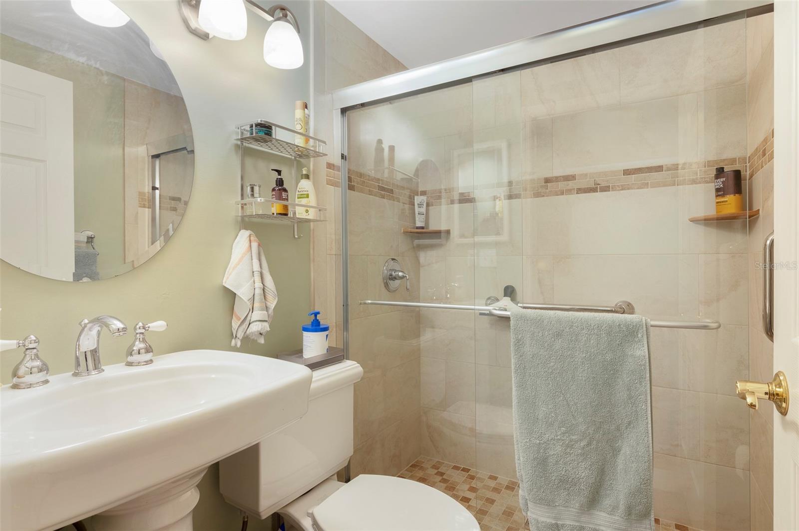 MT VERNON CONDO - Residential