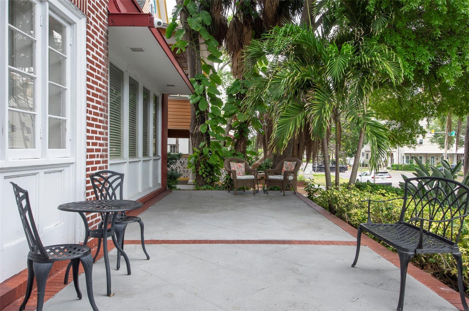 MT VERNON CONDO - Residential