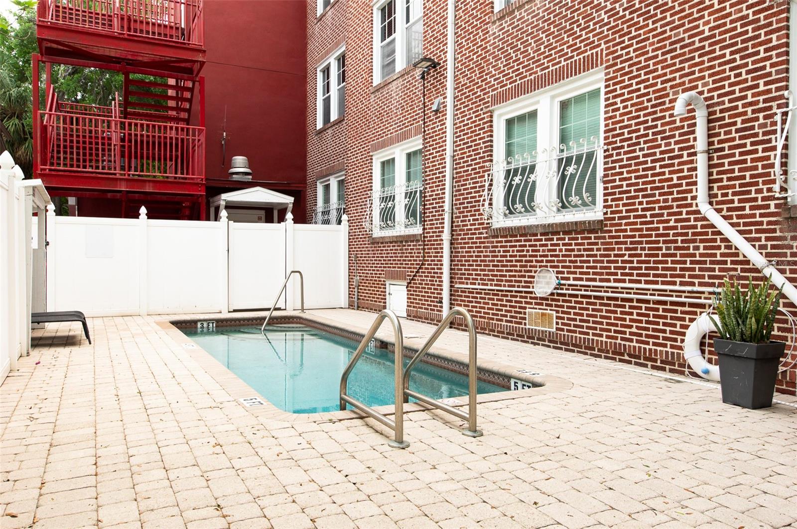 MT VERNON CONDO - Residential