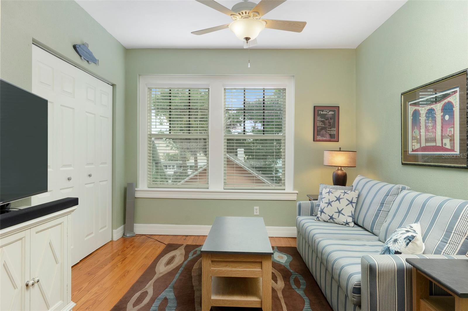 MT VERNON CONDO - Residential