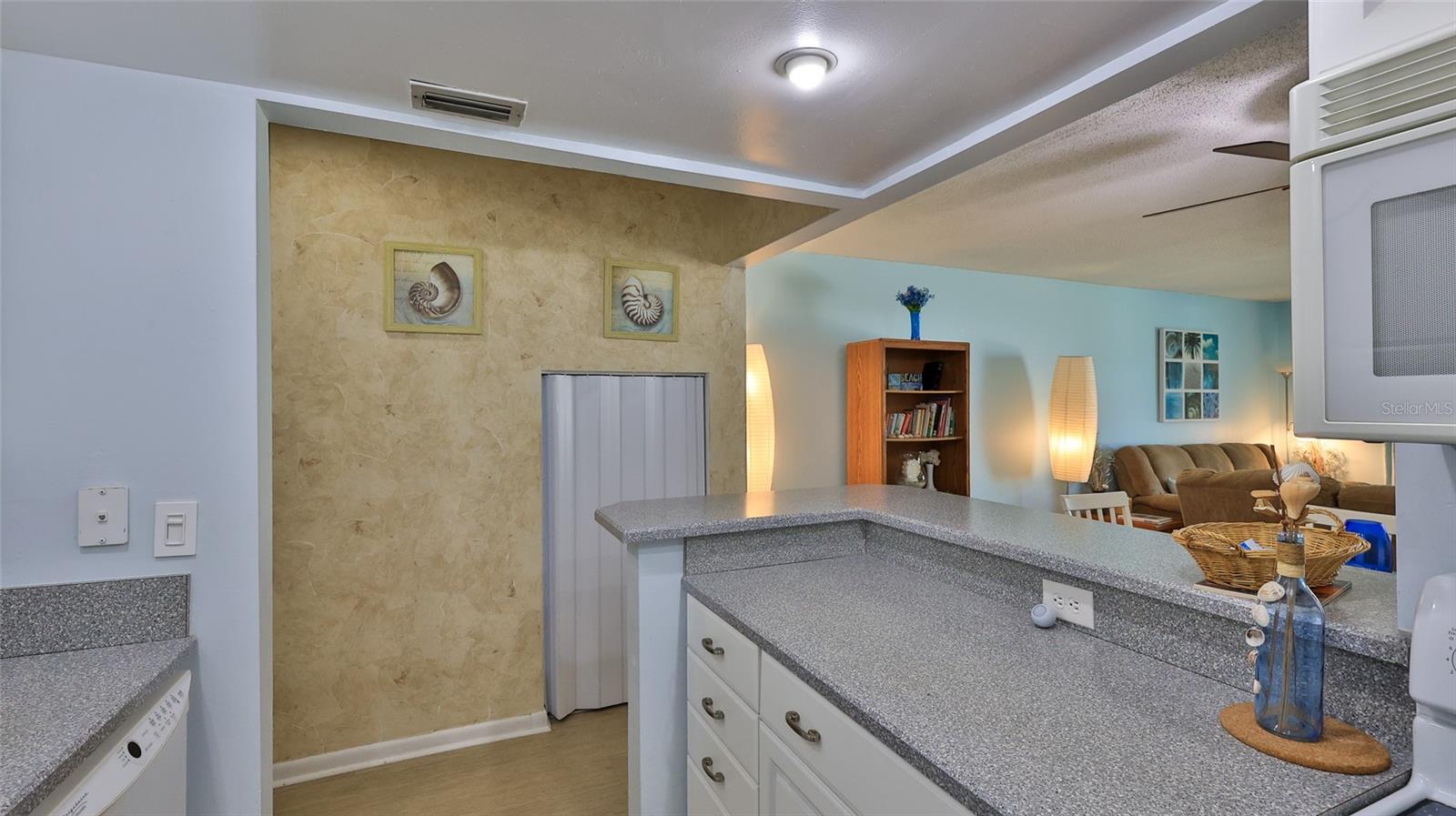 MADEIRA VILLA & MADEIRA VILLA 02 - Residential