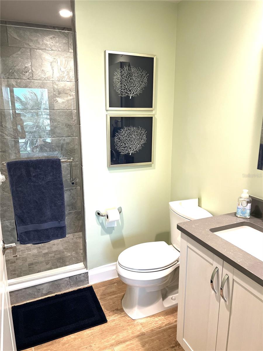 SUNSET POINTE AT COLLANY KEY II CONDO - Residential