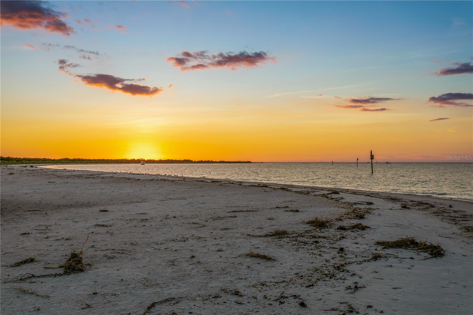 SUNSET POINTE AT COLLANY KEY II CONDO - Residential