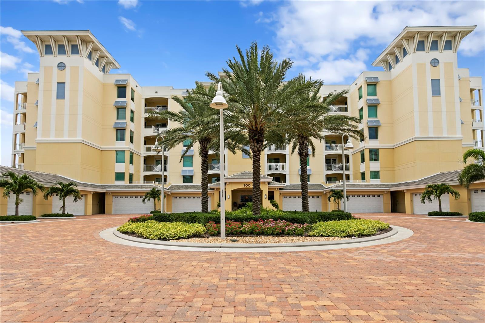 SUNSET POINTE AT COLLANY KEY II CONDO - Residential