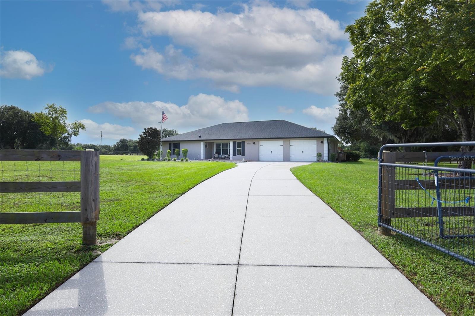 LAKE MONTE VISTA SUB - Residential