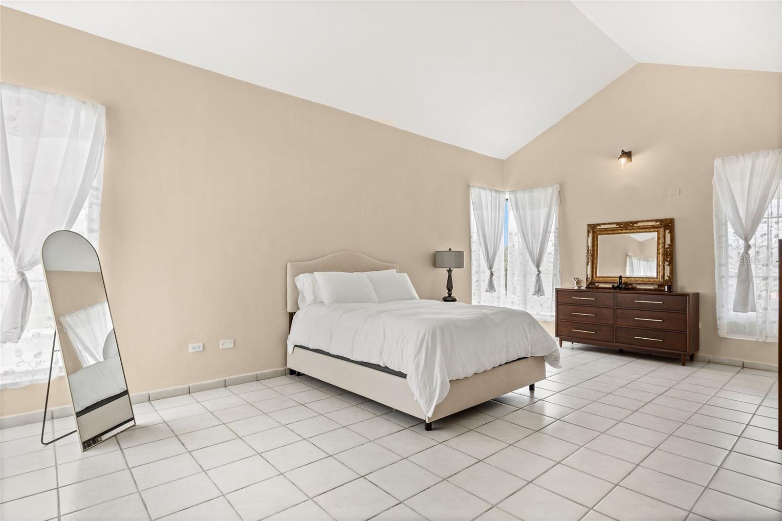 URB SABANERA DEL RIO - Residential