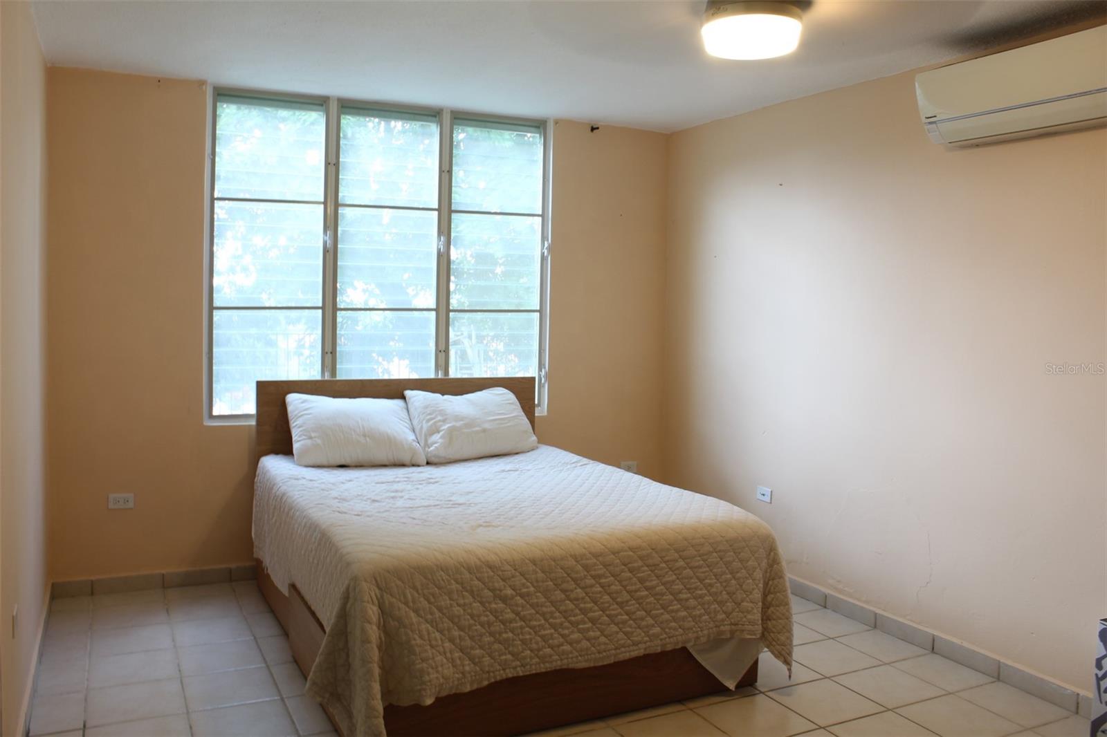 URB SABANERA DEL RIO - Residential