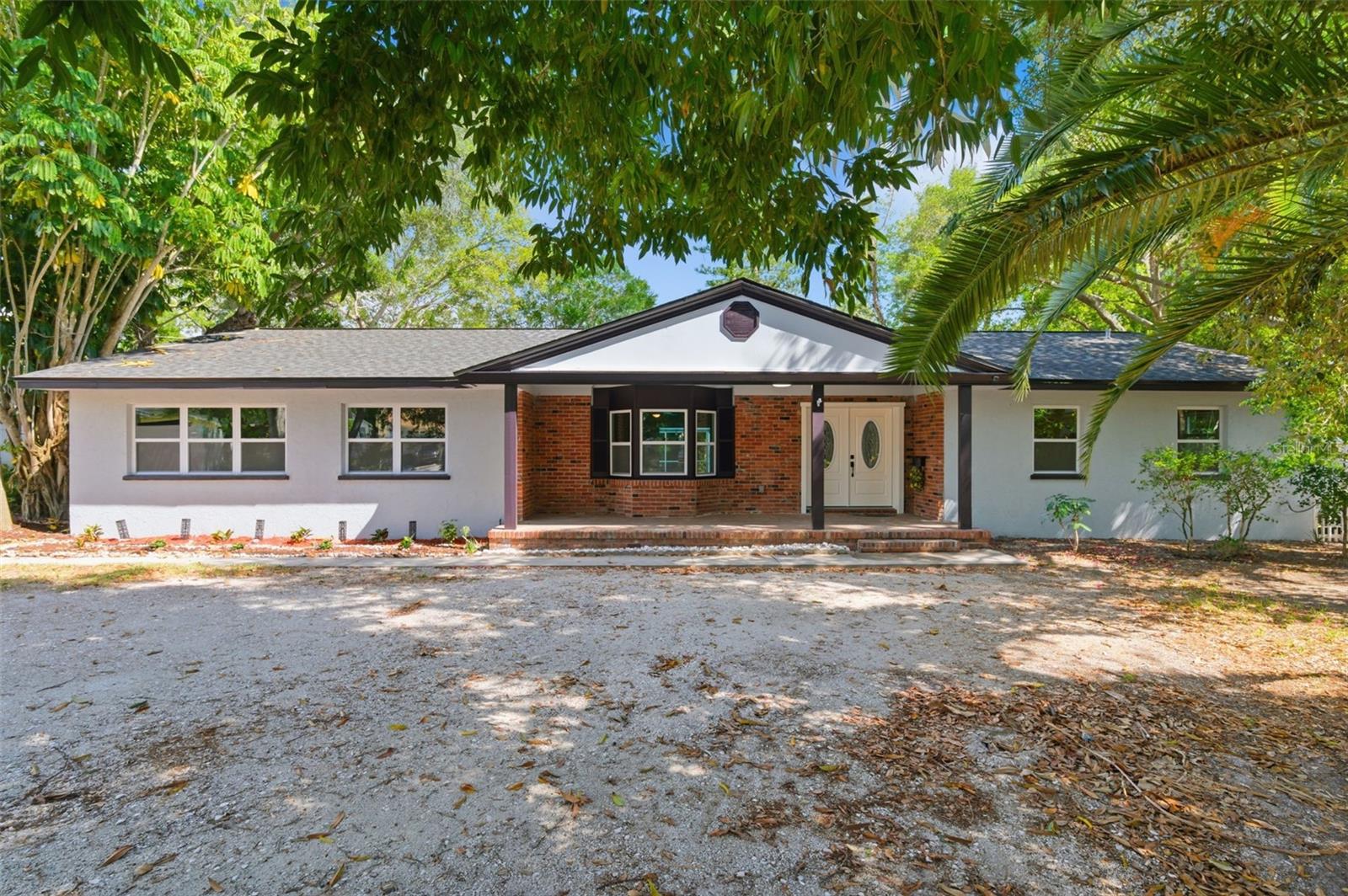 FLORA-VILLA - Residential