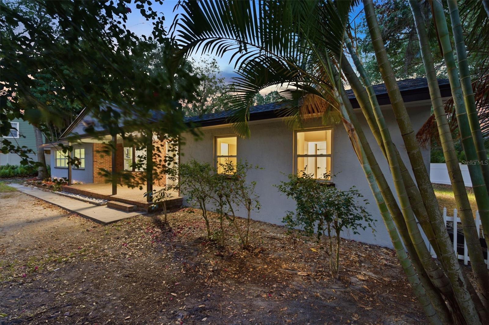 FLORA-VILLA - Residential
