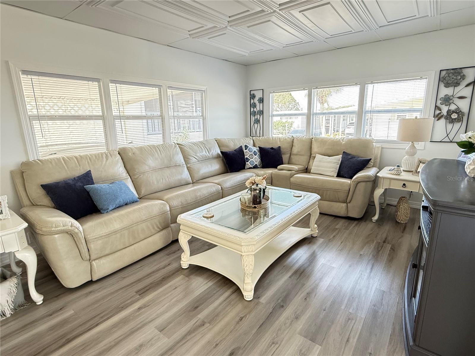 MOBEL AMERICANA MOBILE HOME PARK UNREC - Residential