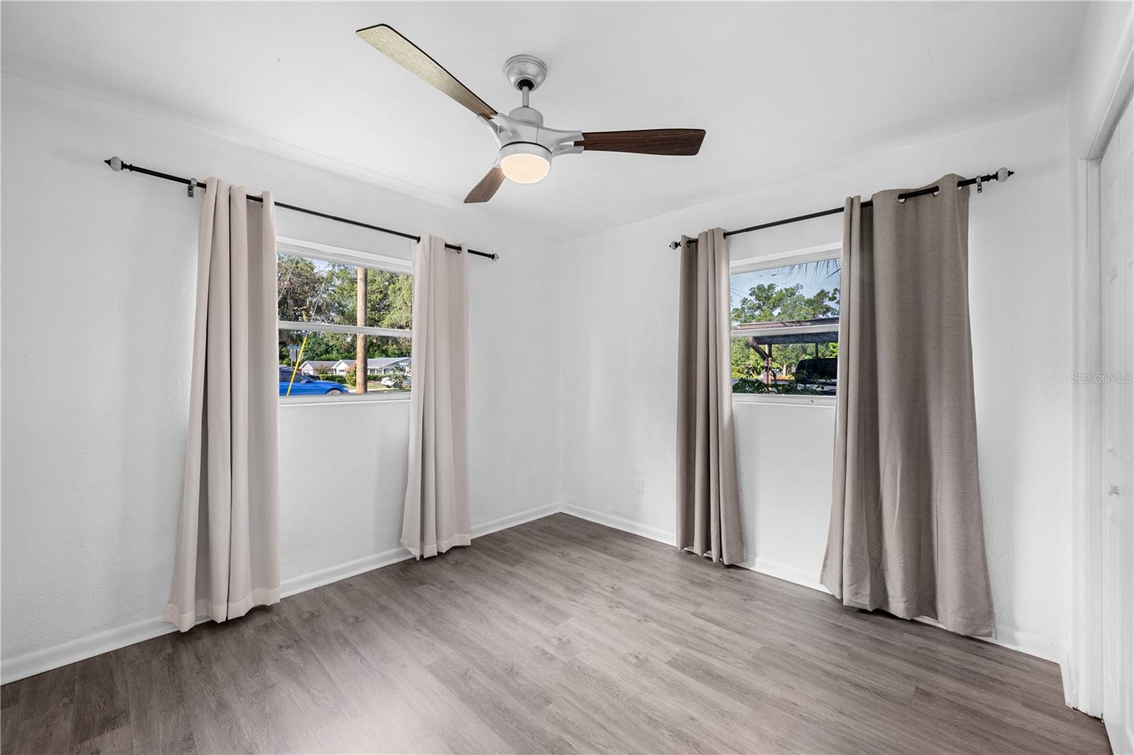 OAKLAND SHORES 3RD ADD REP - Residential