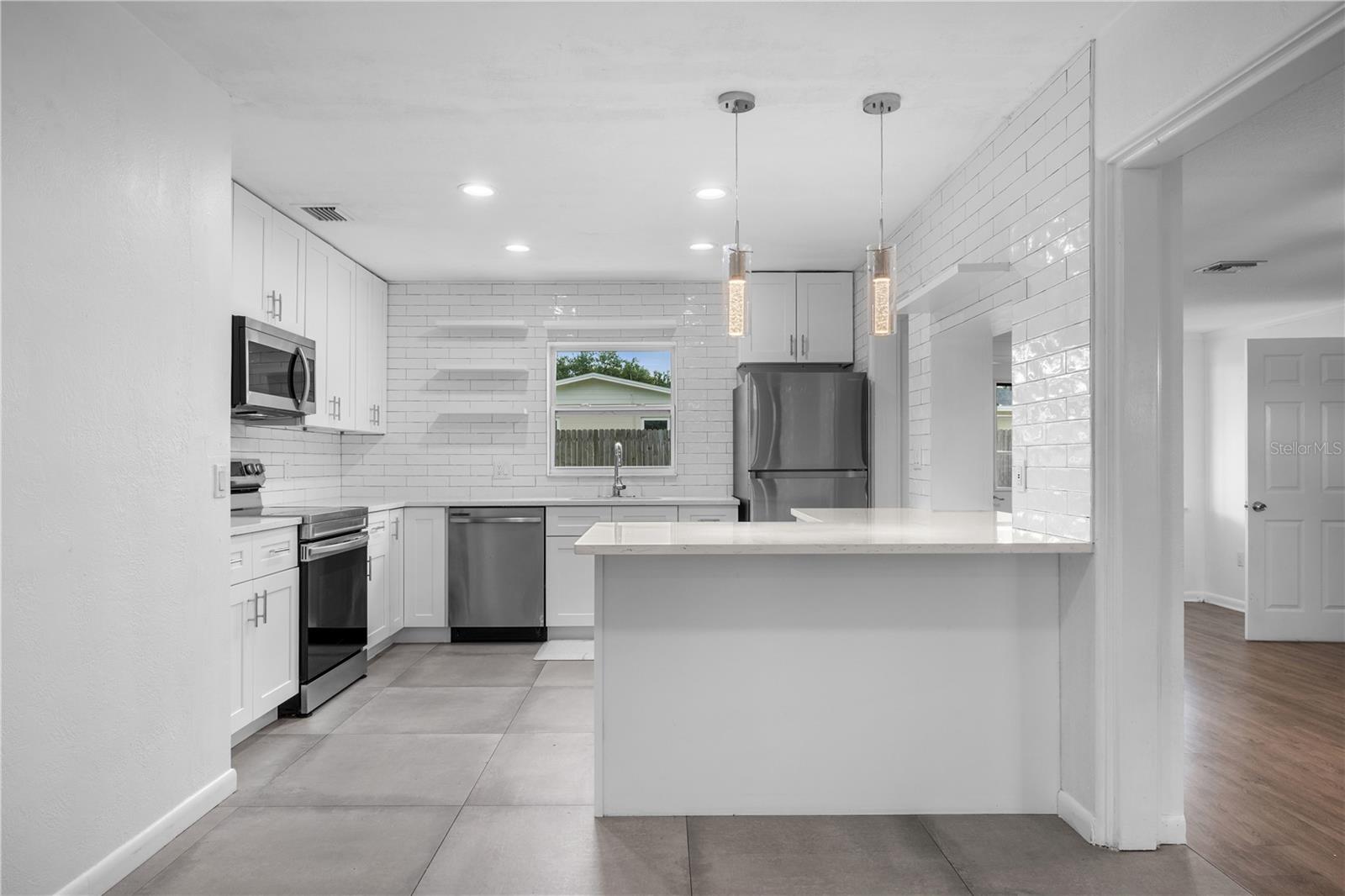 OAKLAND SHORES 3RD ADD REP - Residential