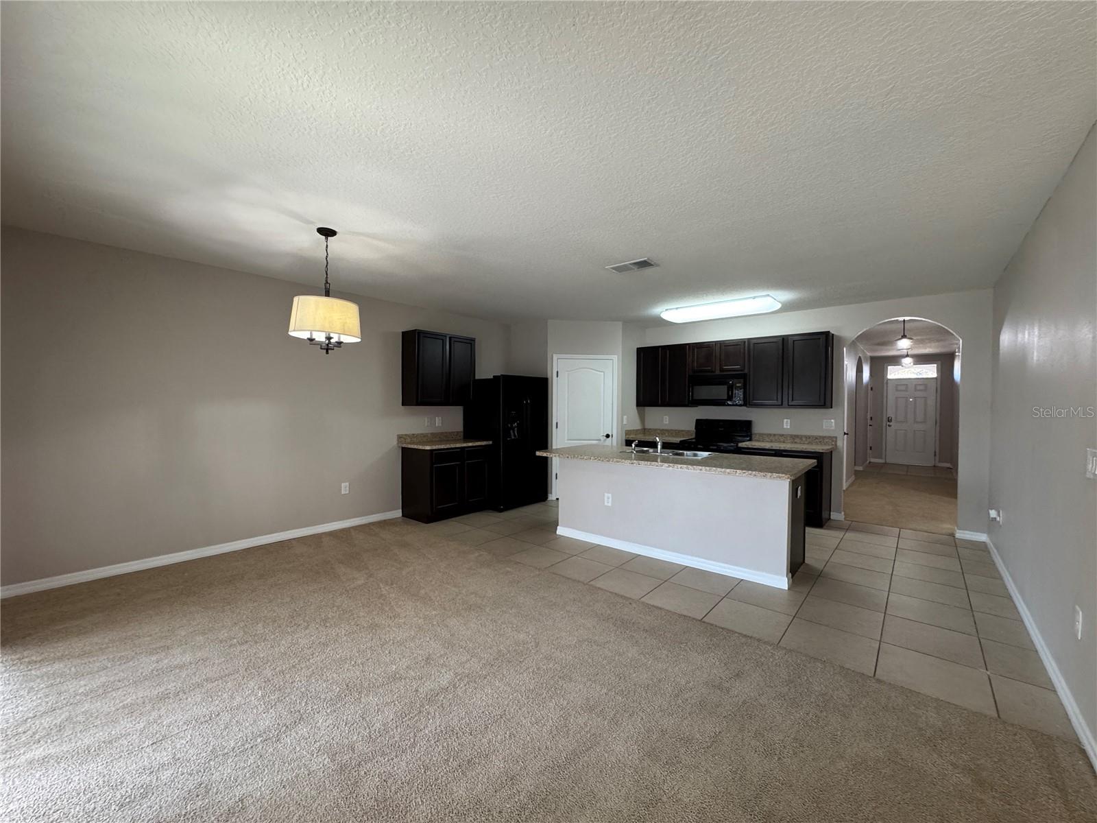 LAKE CUMMINGS ESTATES - Residential