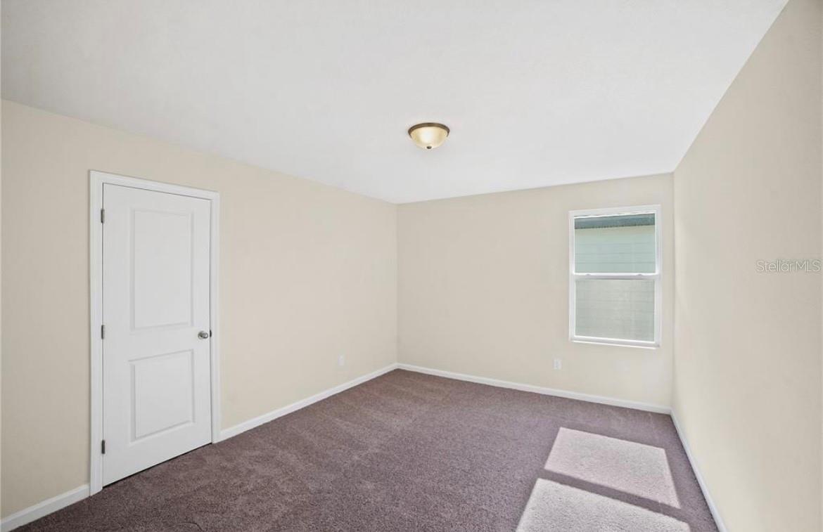 LINCOLN OAKS - Residential Lease