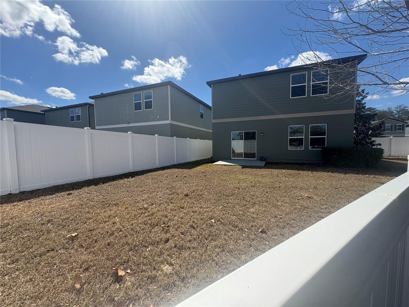 2269 LITCHFIELD LOOP