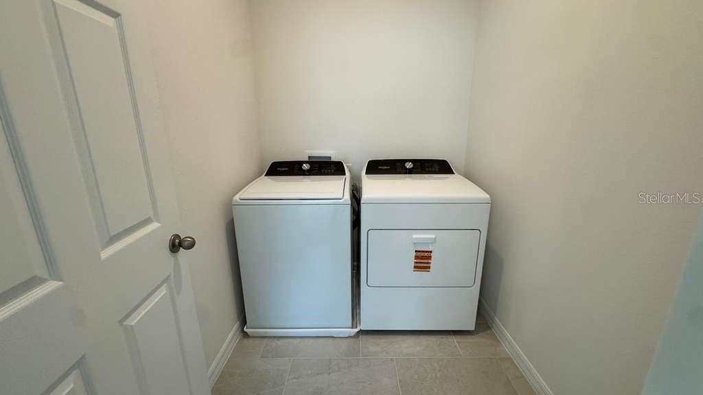 EDGEWATER ED-4 LOT 1 - Residential Lease