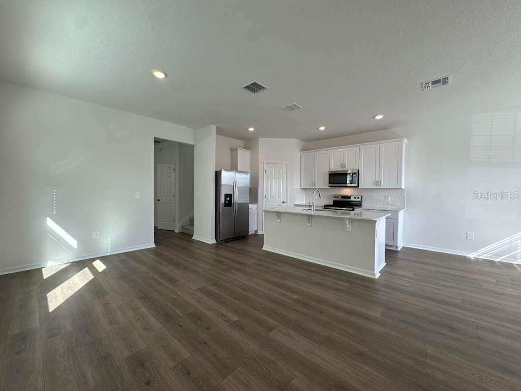 EDGEWATER ED-4 LOT 1 - Residential Lease