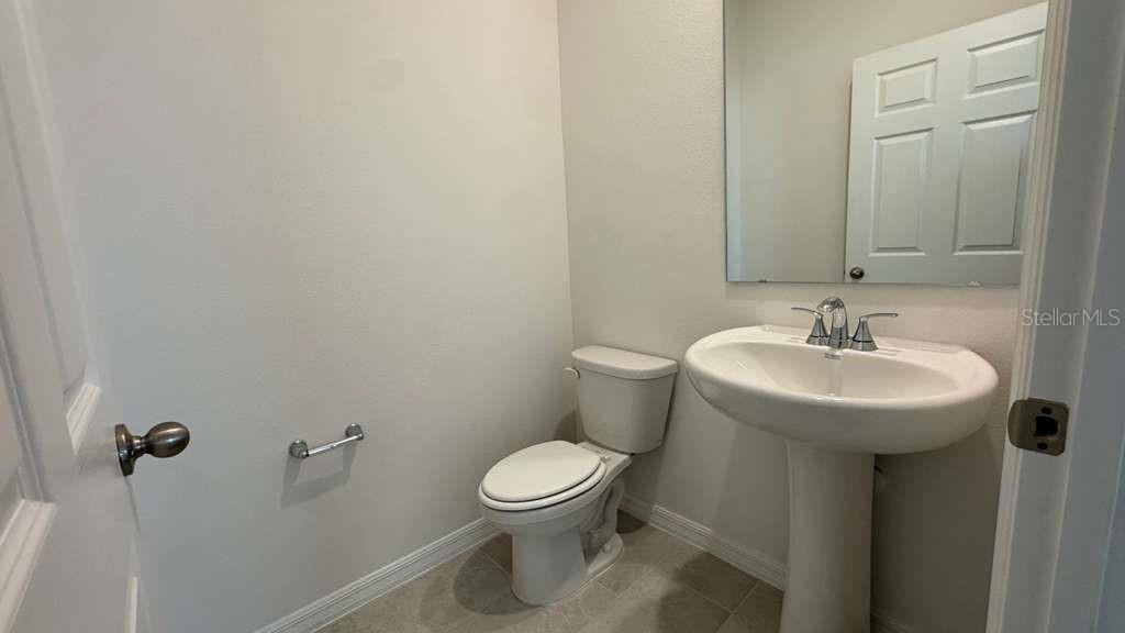 EDGEWATER ED-4 LOT 1 - Residential Lease
