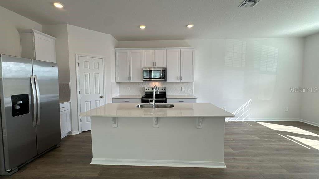 EDGEWATER ED-4 LOT 1 - Residential Lease
