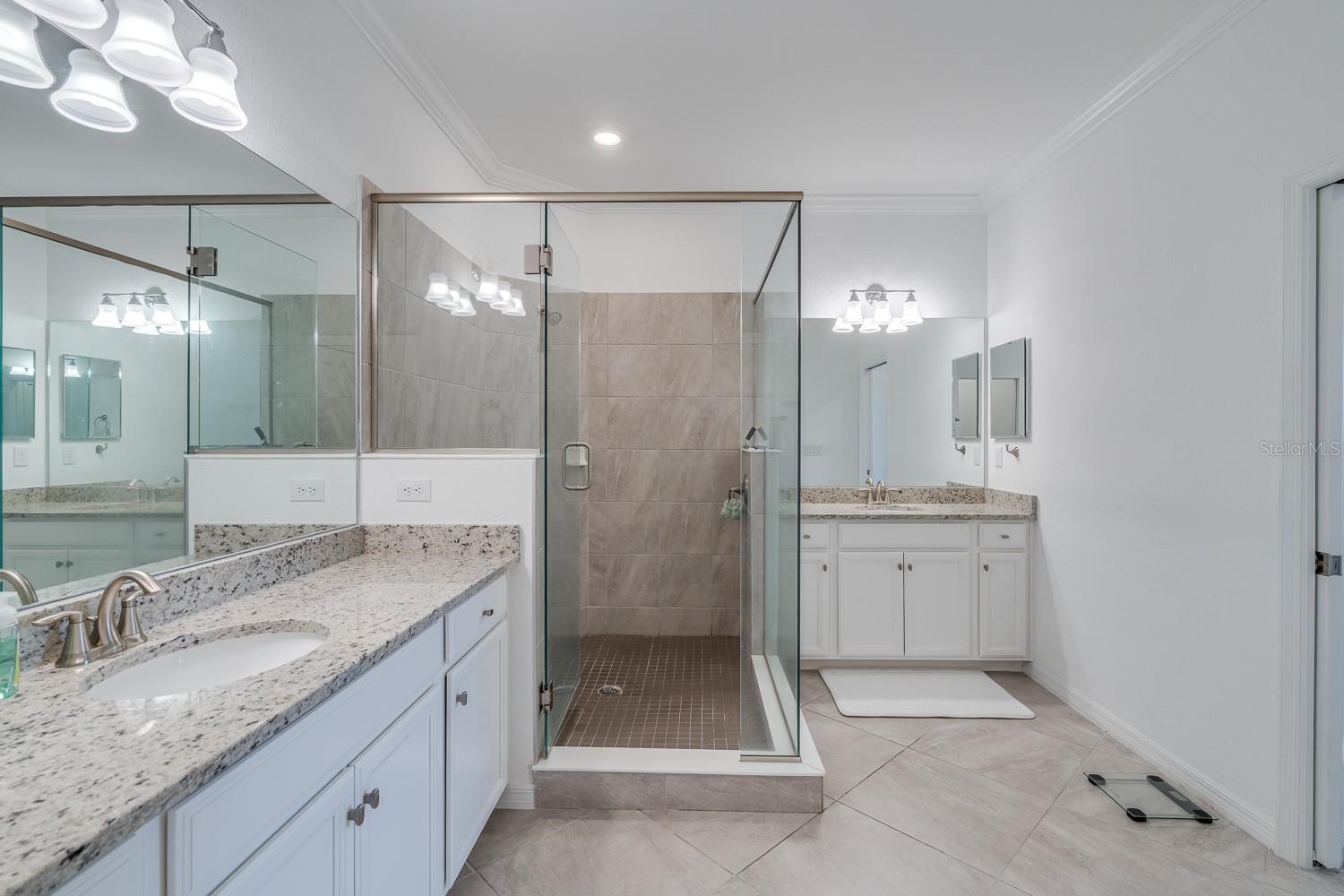 COACH HOMES IV AT LAKEWOOD NATIONAL - Residential
