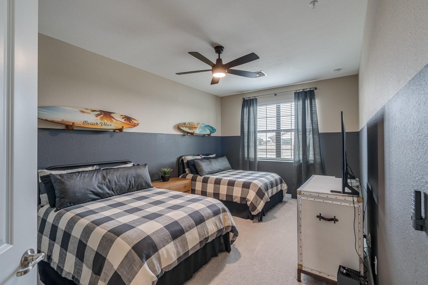 COACH HOMES IV AT LAKEWOOD NATIONAL - Residential