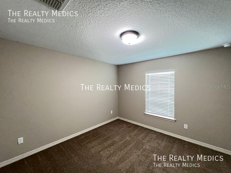 MARION OAKS UN 02 - Residential Lease