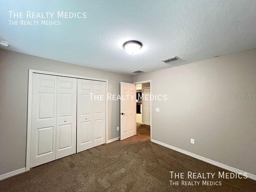 MARION OAKS UN 02 - Residential Lease