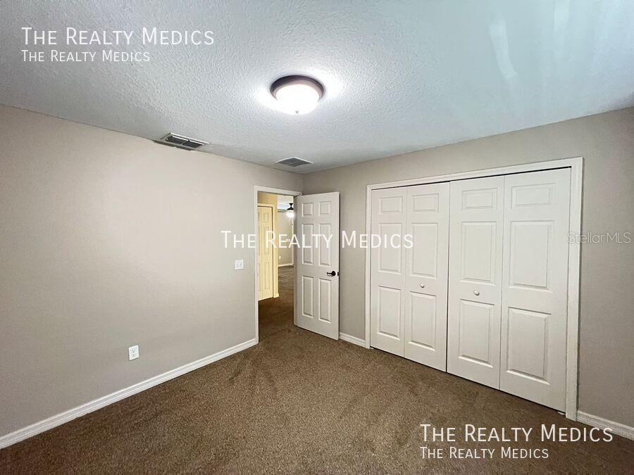 MARION OAKS UN 02 - Residential Lease