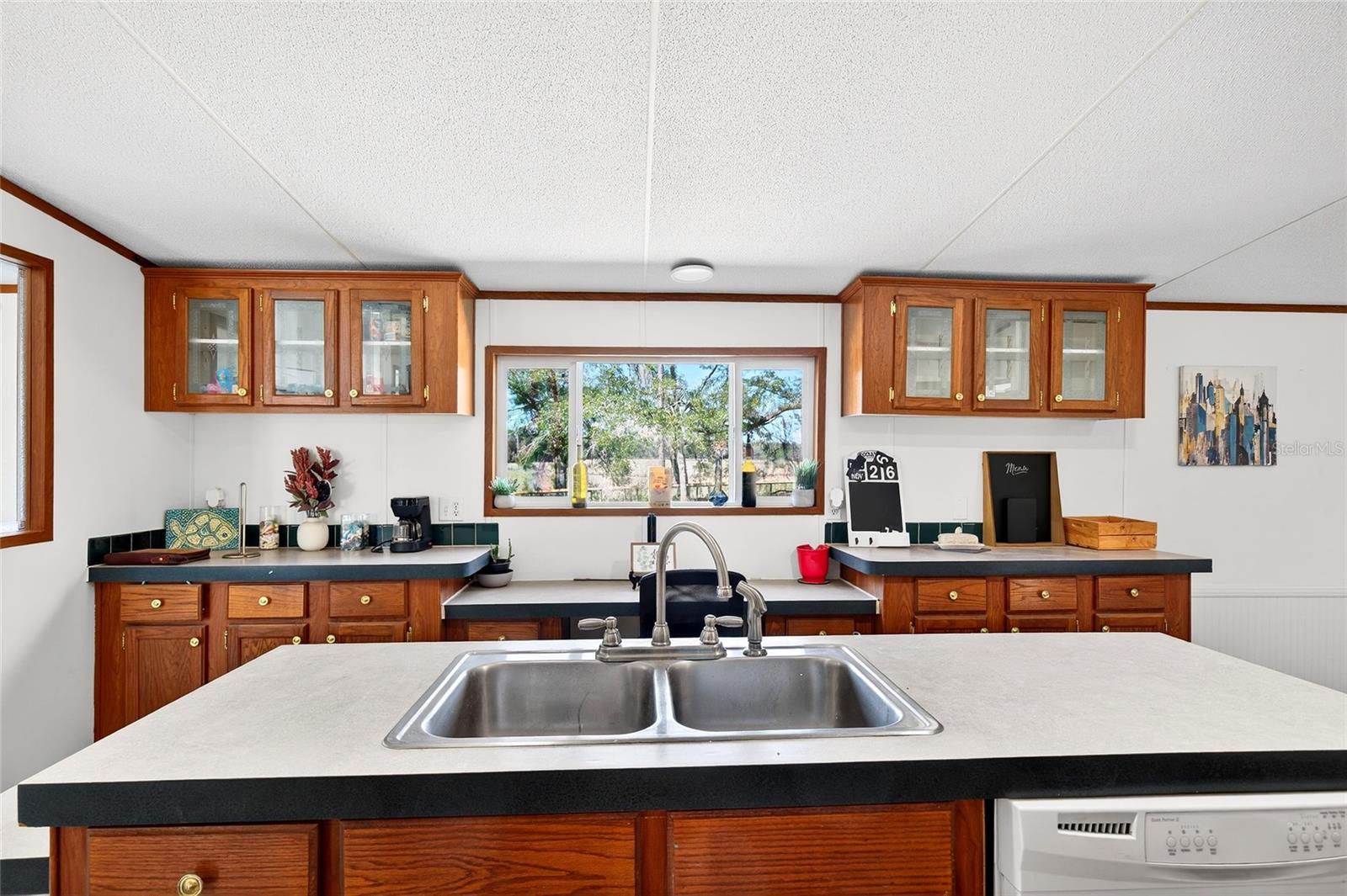 WILLOW BROOK - Residential