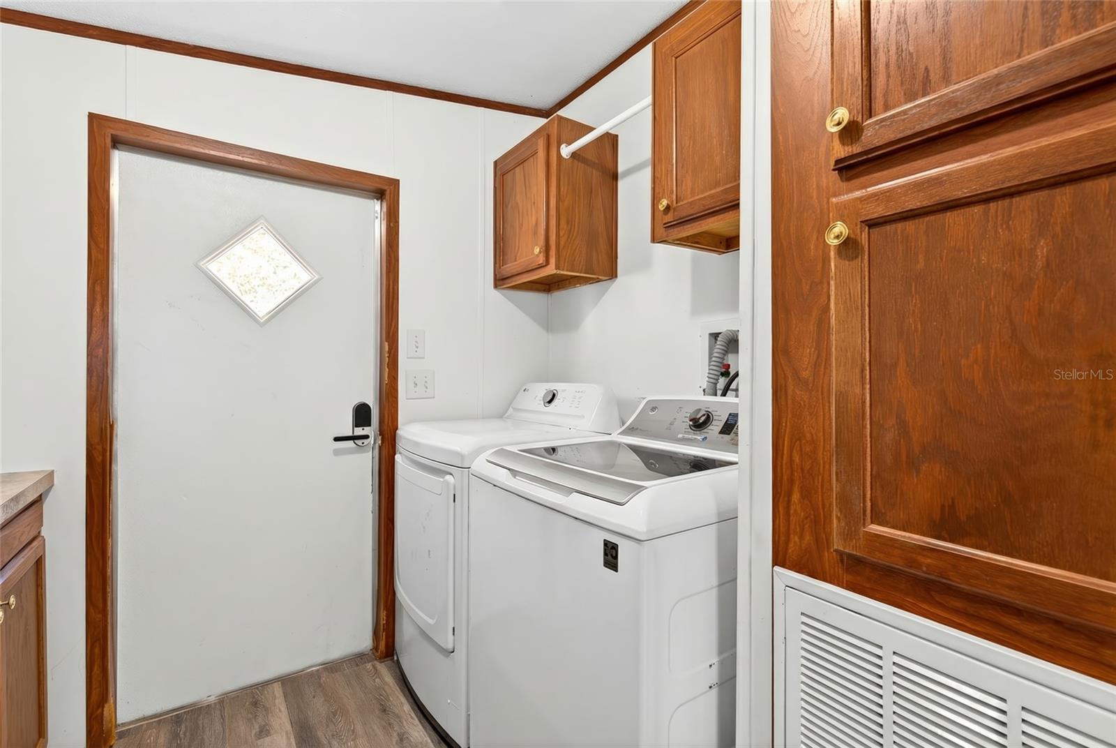 WILLOW BROOK - Residential