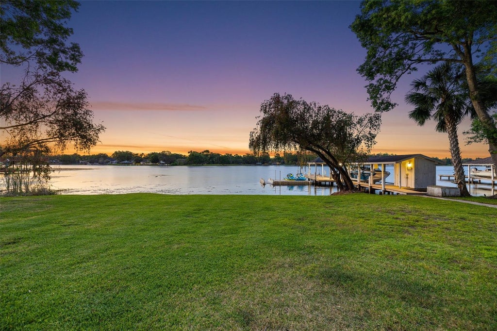 Photo of 3407 W Busch Boulevard, Tampa, FL 33618 (MLS # TB8515221)