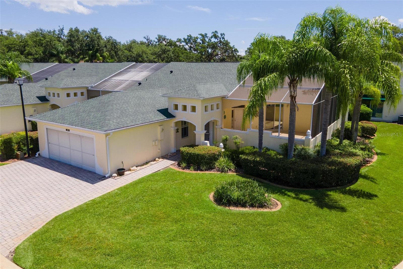 425 GLEN ARBOR LANE