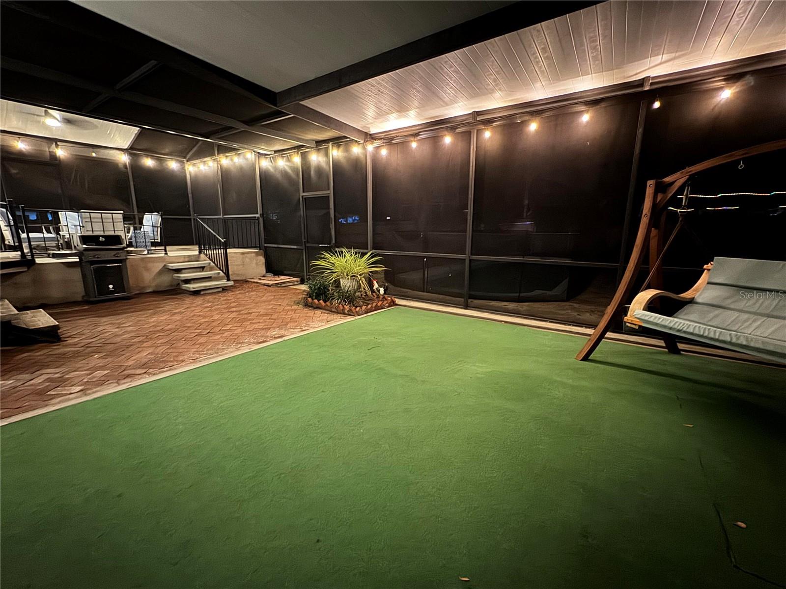 FOUR WINDS ESTATES - Residential