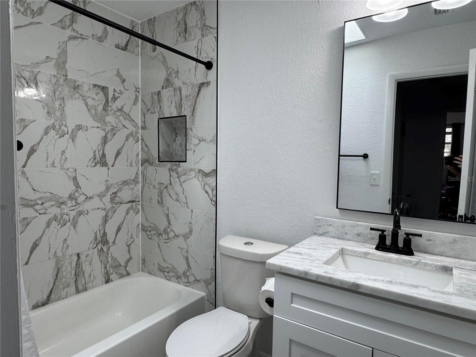 FOUR WINDS ESTATES - Residential