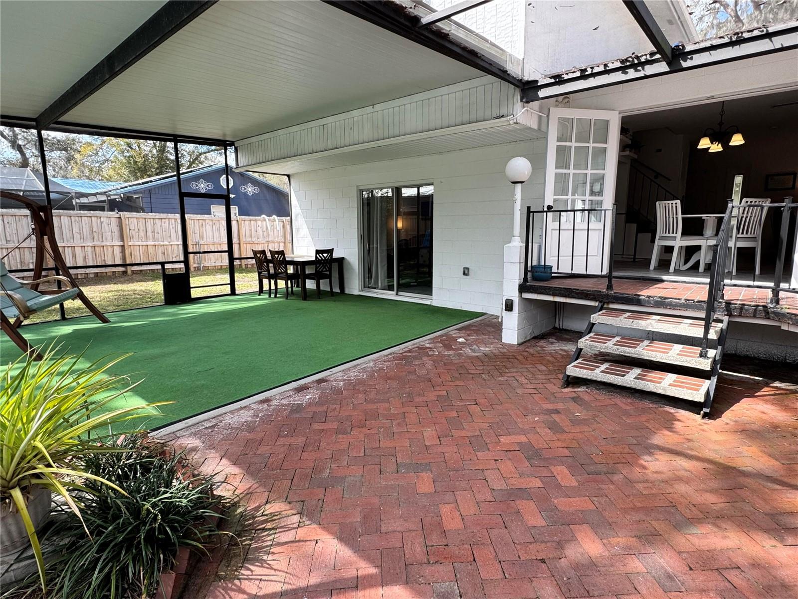 FOUR WINDS ESTATES - Residential