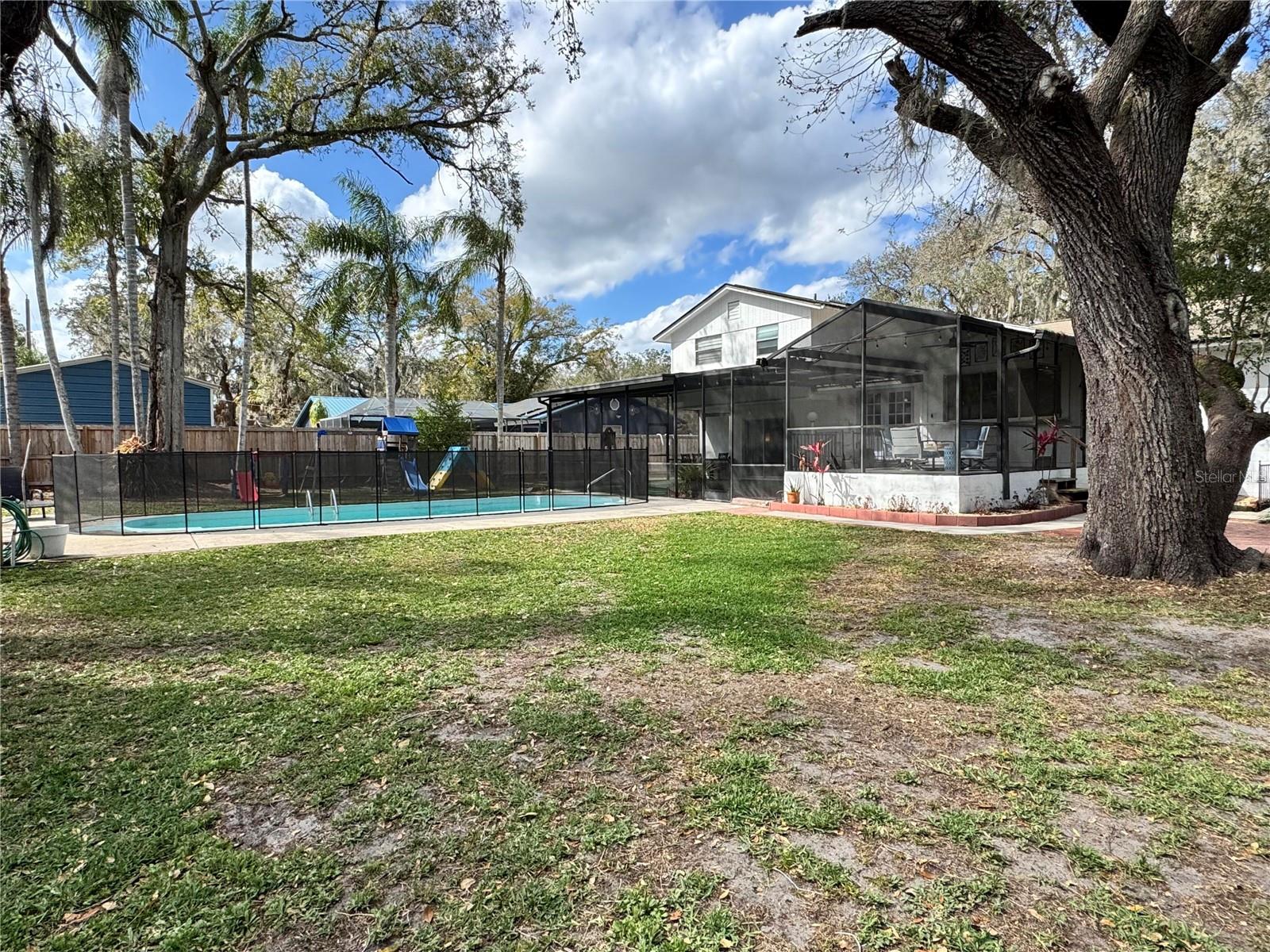 FOUR WINDS ESTATES - Residential