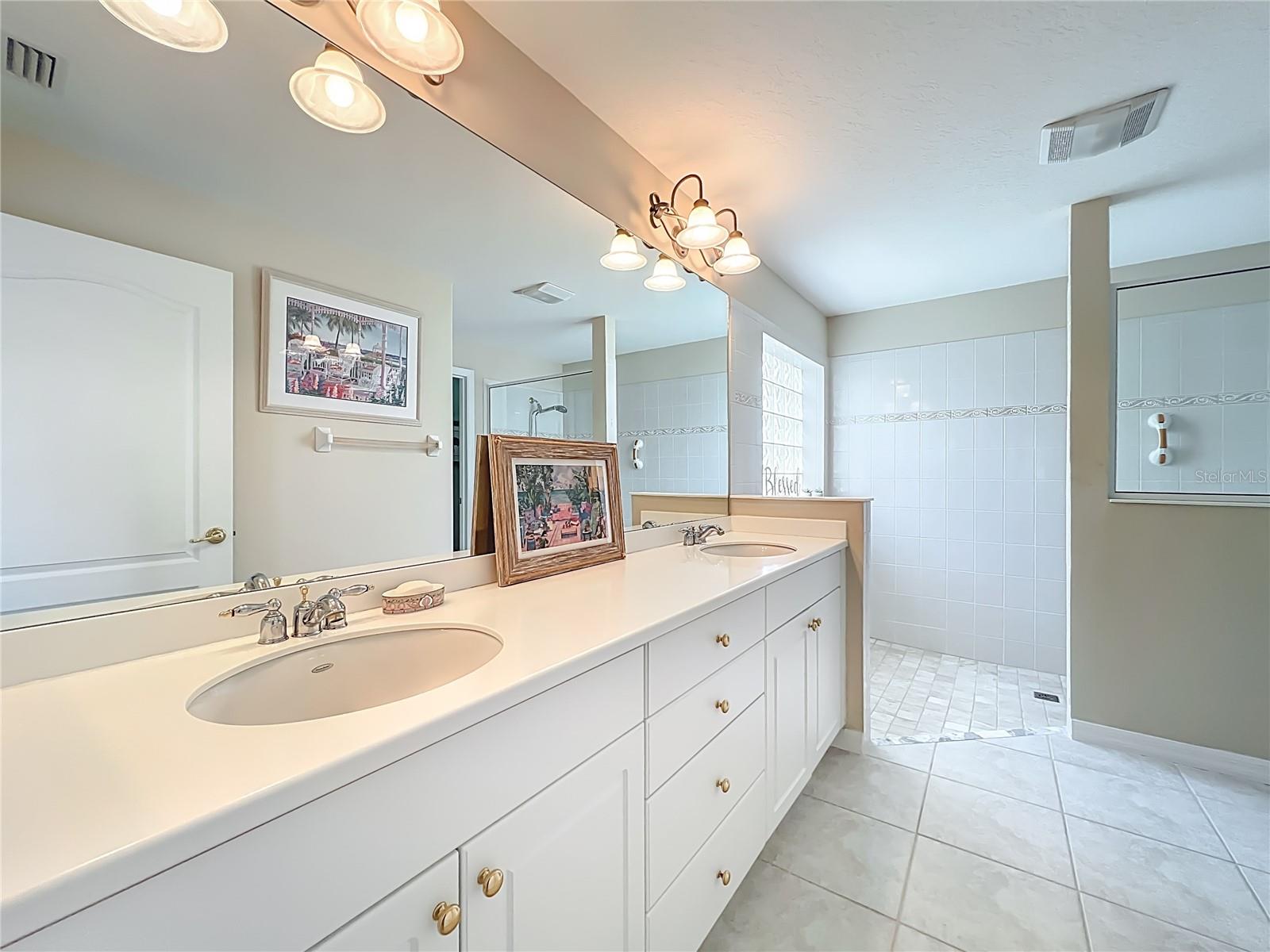 HERITAGE ISLE PH 01 - Residential