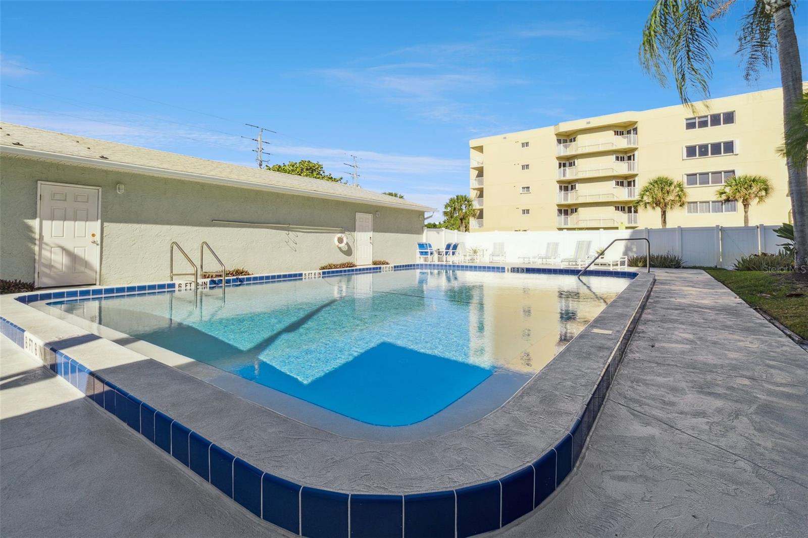 SUN CLUB CONDO - Residential