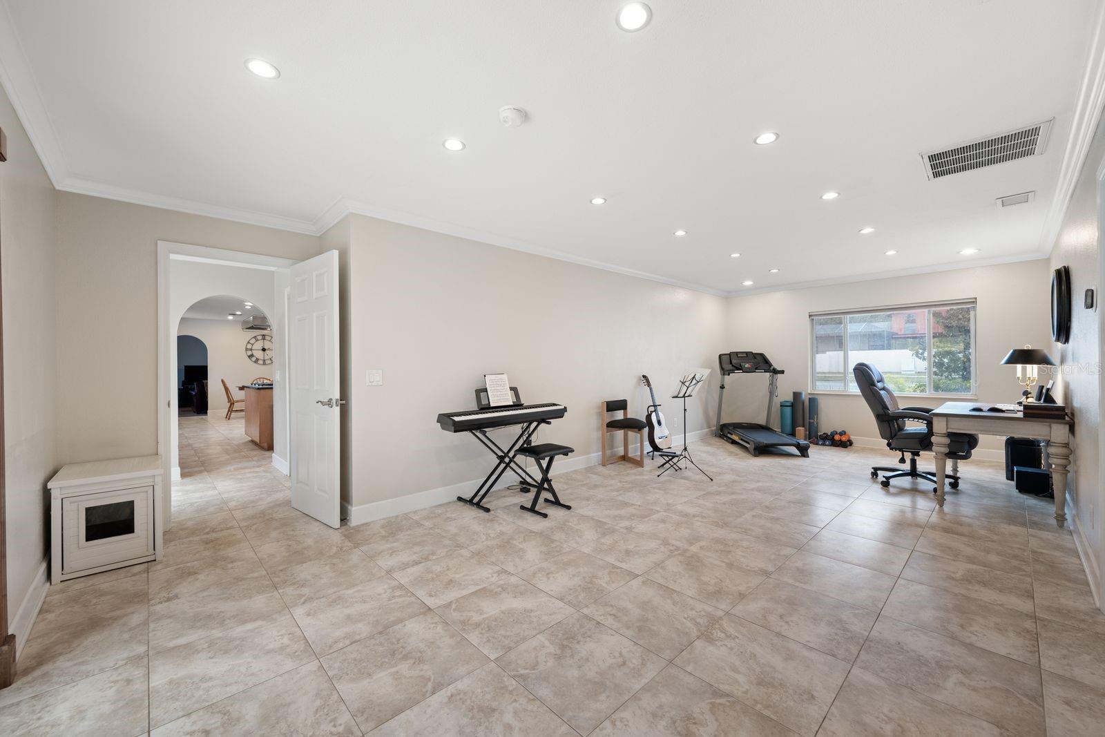 RIVER OAKS SUB - Residential