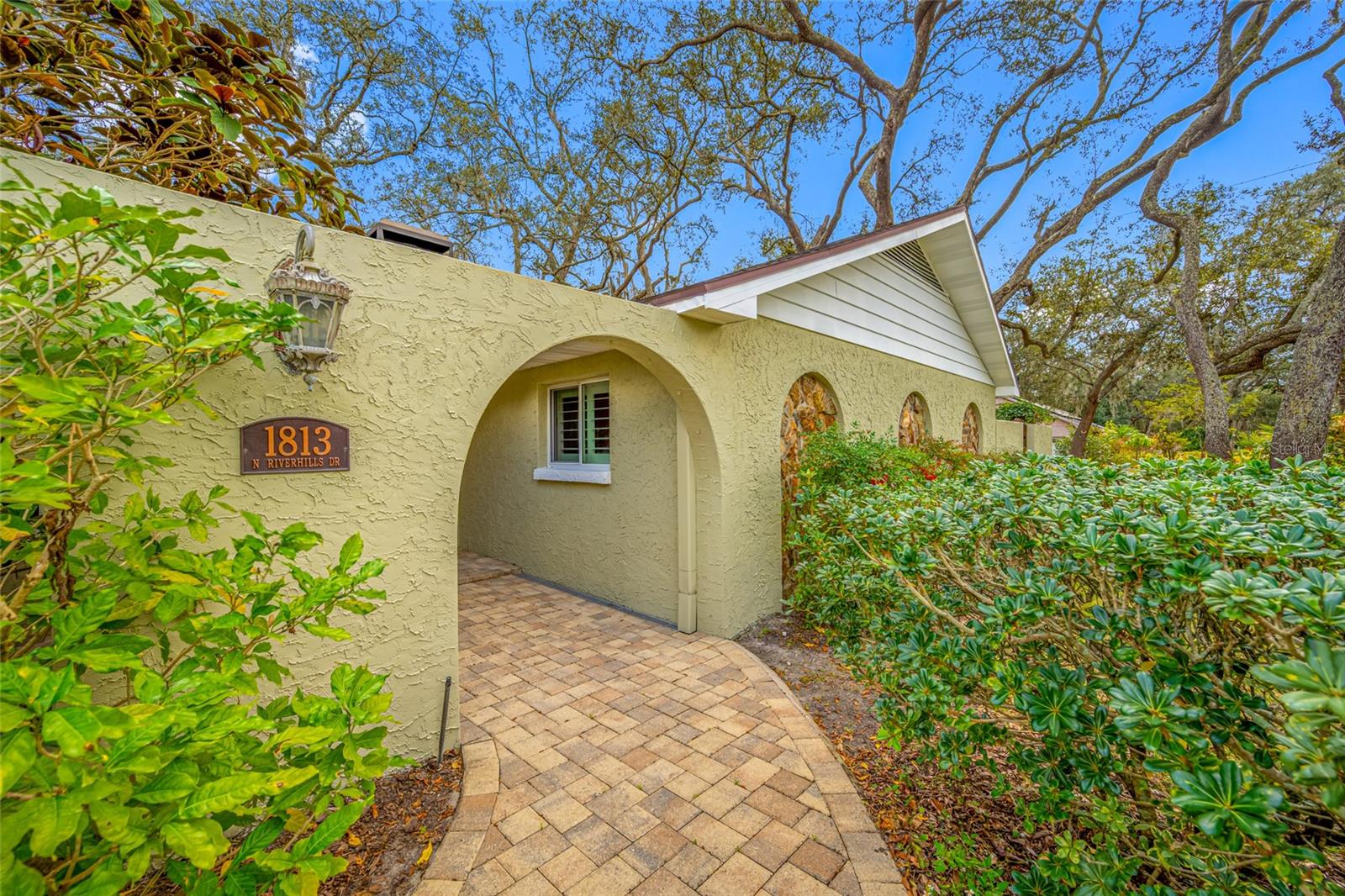 RIVER OAKS SUB - Residential