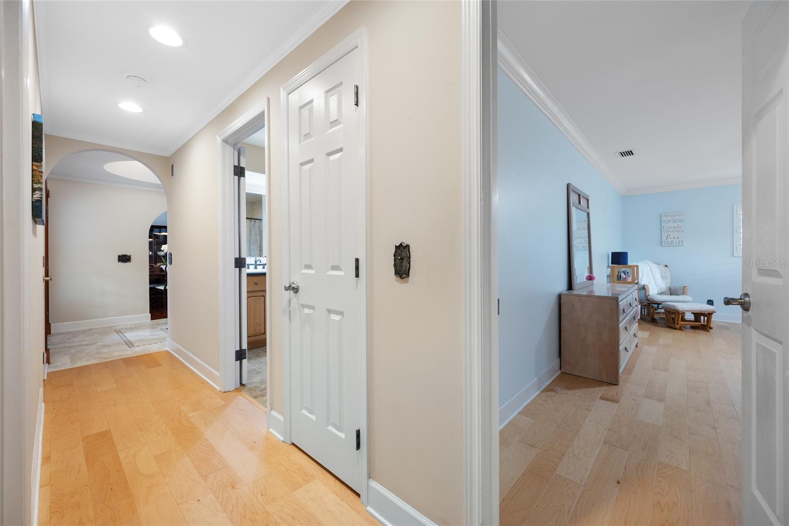 RIVER OAKS SUB - Residential