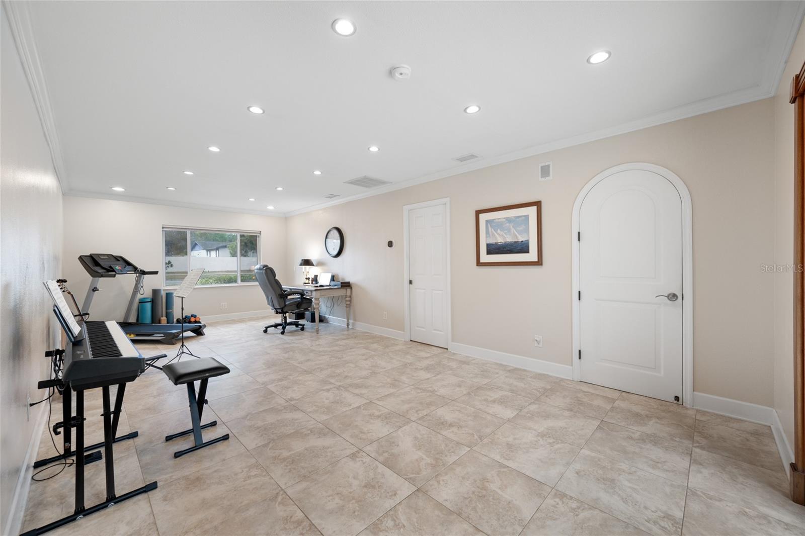 RIVER OAKS SUB - Residential