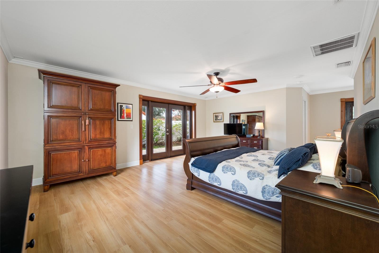 RIVER OAKS SUB - Residential