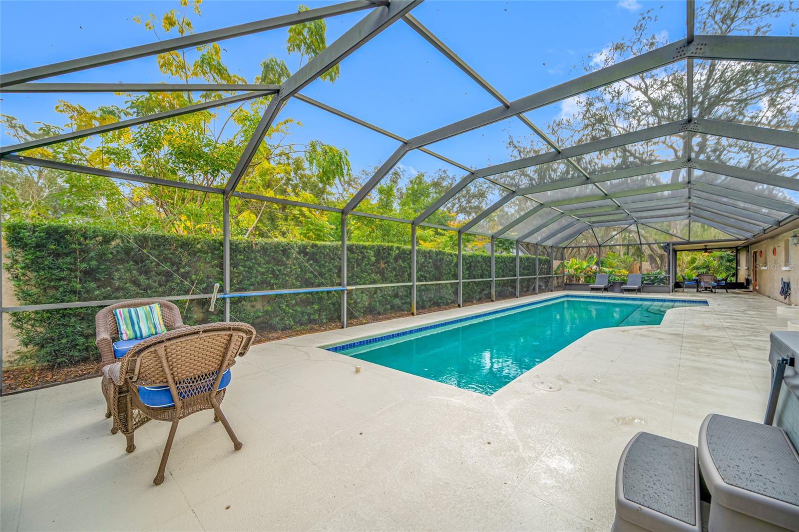 RIVER OAKS SUB - Residential