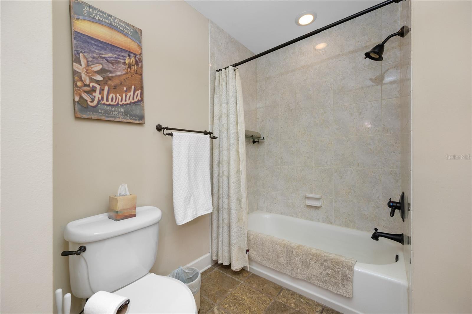 RIVER OAKS SUB - Residential